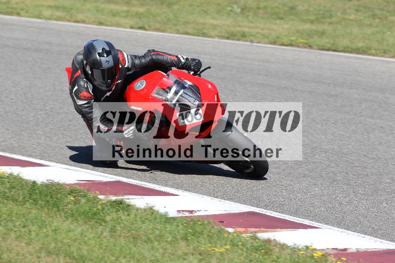 /Archiv-2025/48 25.08.2025 Cornu Master School ADR/rot-rouge/106